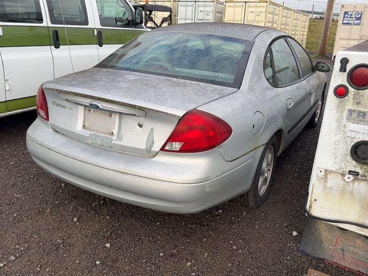 2000-ford-2000-image-4