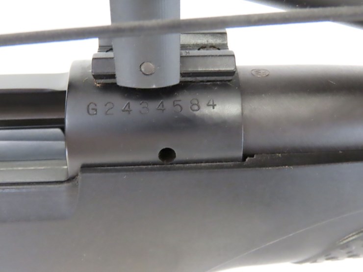 winchester-model-70-black-stock-.270wsm-bolt-action-rifle-image-12