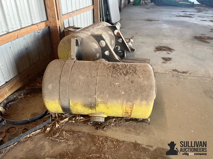 70-gal-fertilizer-tanks-image-2