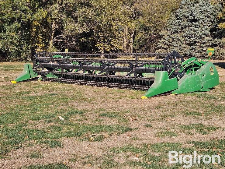 2010-john-deere-625f-image-1