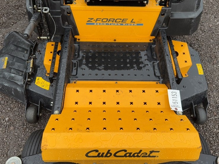 #3097-•-2014-cub-cadet-z-force-lz-zero-turn-mower-image-5