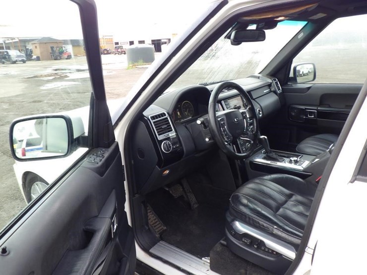 2010-land-rover-range-rover-image-5