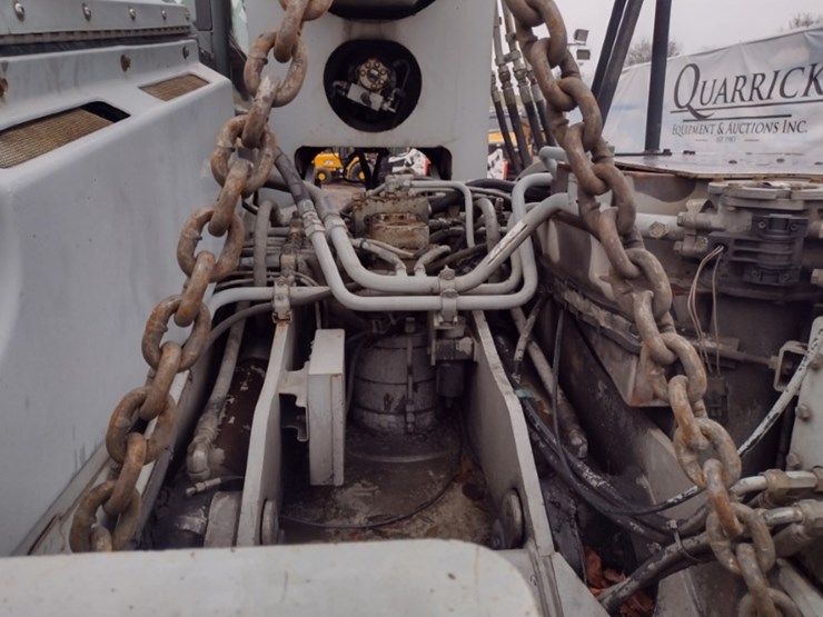 2005-gradall-xl3300-image-28