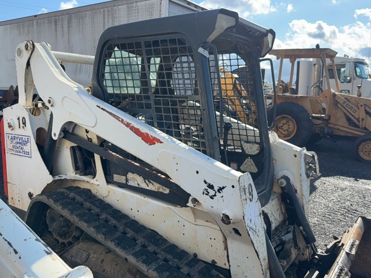 2018-bobcat-t590-image-6