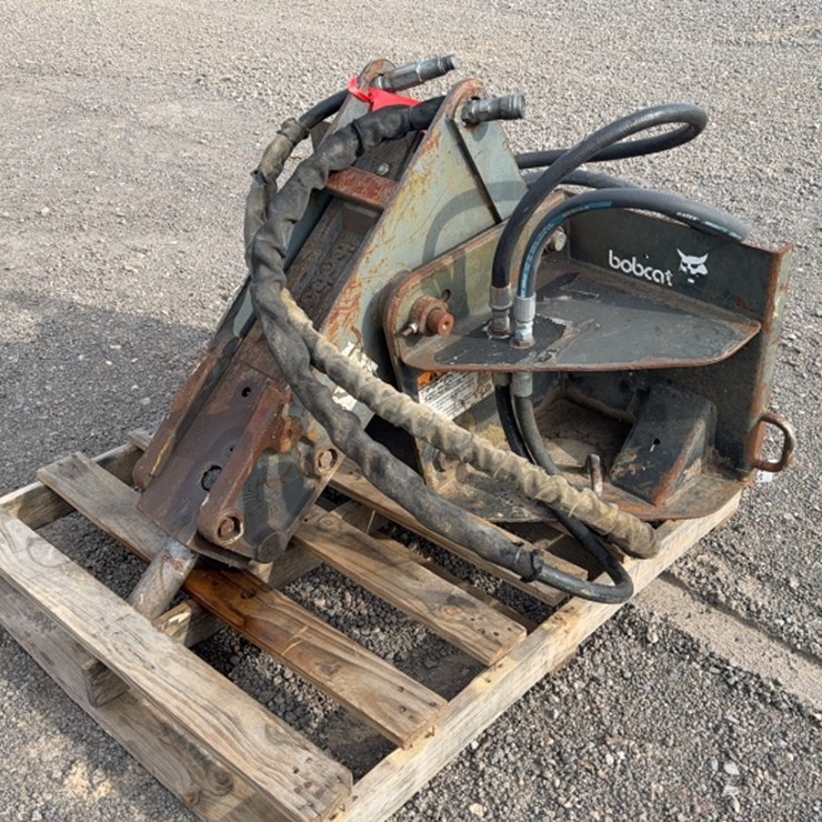 #2009 • BOBCAT SKID STEER HYD BREAKER