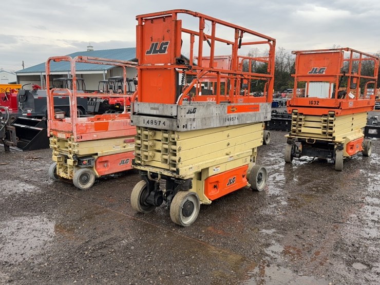 2006-jlg-2630es-image-1