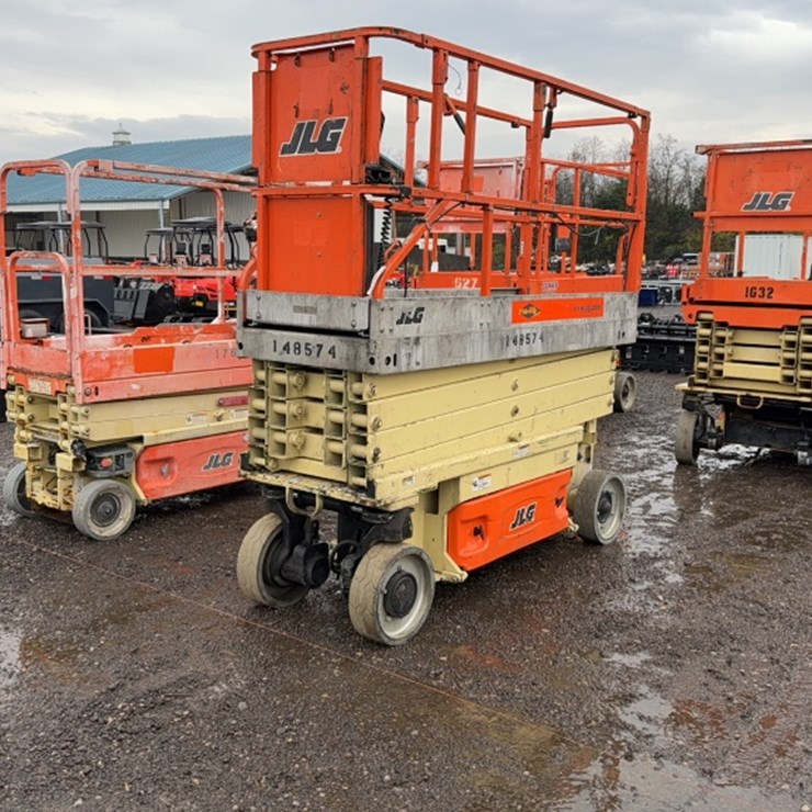 2006 JLG 2630ES