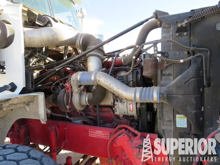 (x)-(5-64)-2013-western-star-w4900-3-axle-wet-kit...-image-6