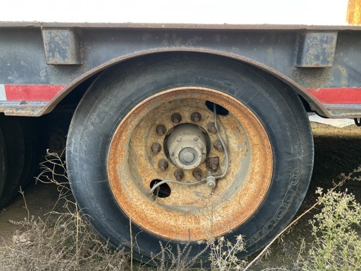 2006-ledwell-tri-axle-step-deck-trailer-image-21