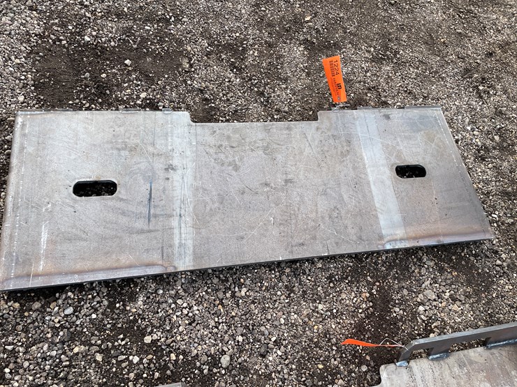 #1221-•-skidsteer-adapter-plates-image-4