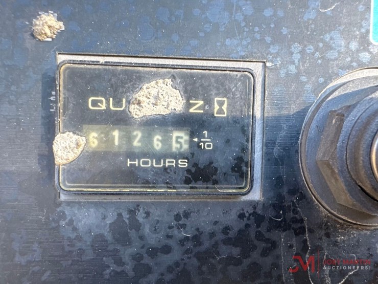 2007-jlg-800s-image-19