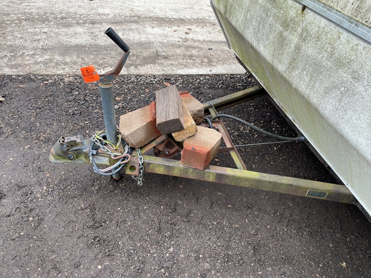 #1100-•-palomino-filly-sdl-popup-camper-(no-title)-image-11