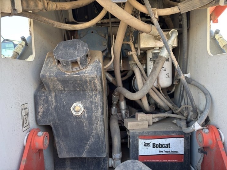 2022-bobcat-mt100-image-19