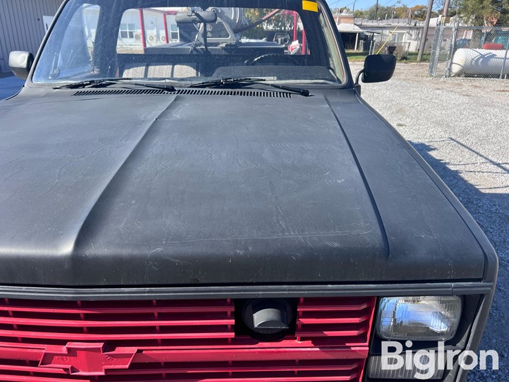 1986-chevrolet-custom-deluxe-image-10