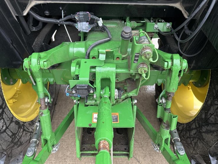 john-deere-5065e-image-40