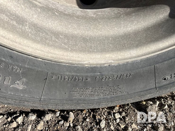 1999-utility-flatbed-image-17