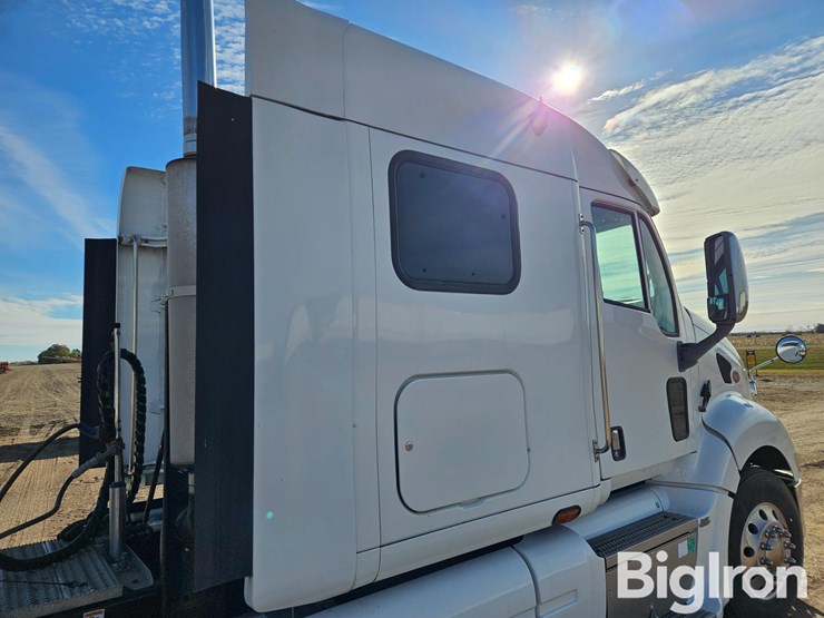 2007-peterbilt-387-image-15