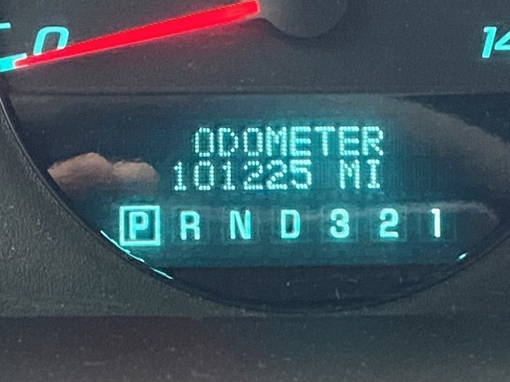 2010-chevrolet-impala-sedan-image-18