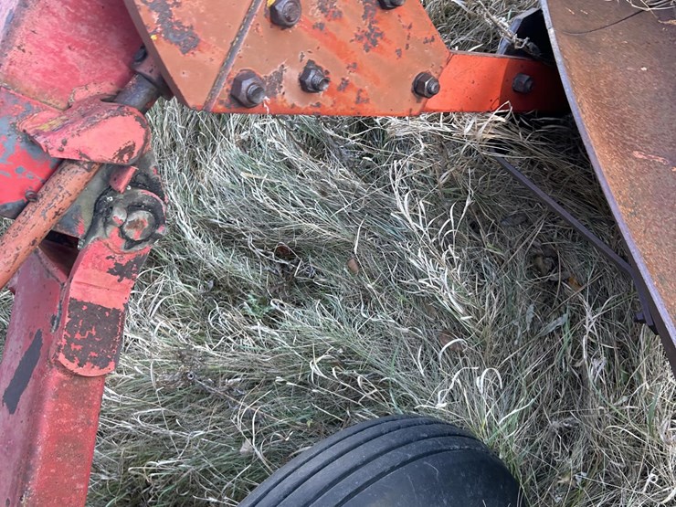 melroe-6-bottom-plow-image-5