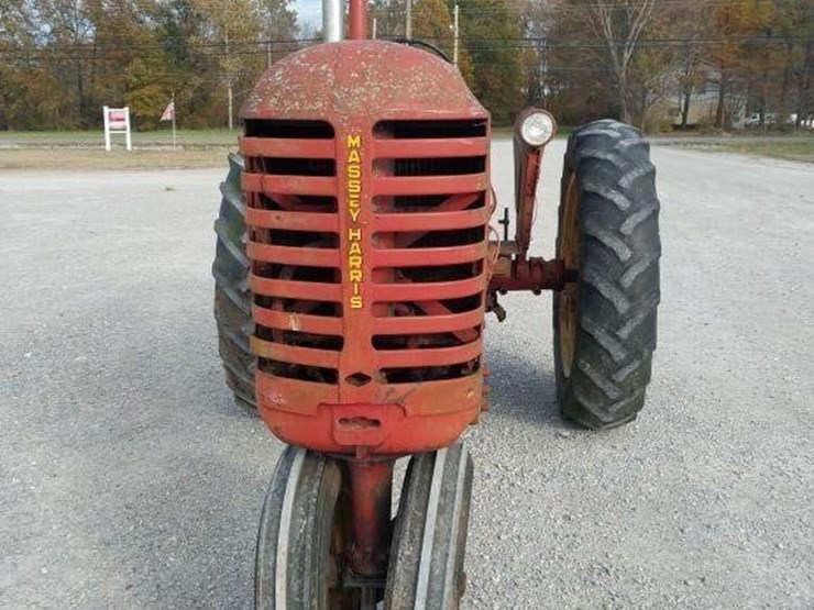 massey-ferguson-44-image-2