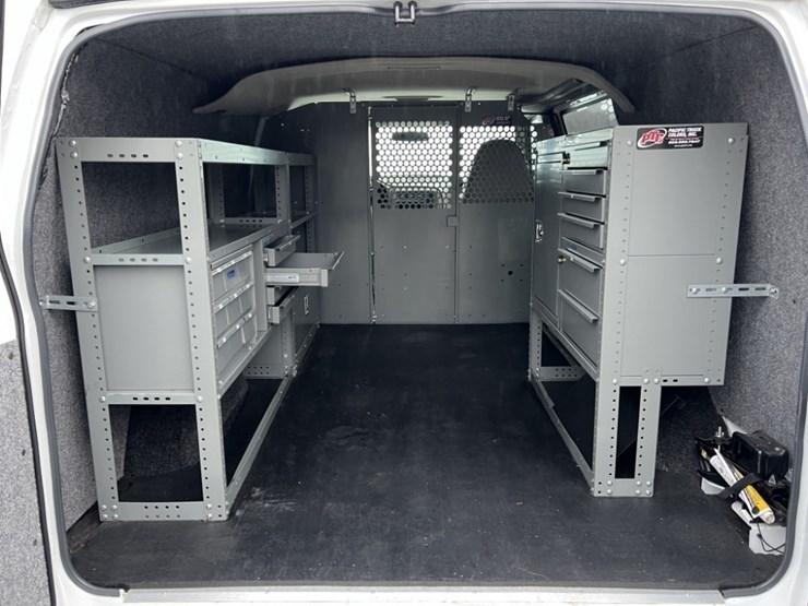 2005-chevrolet-astro-image-18