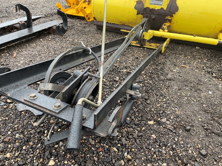 john-deere-300-image-5