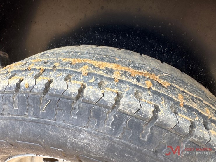 d-&-d-trailers-24'-utility-trailer-image-7