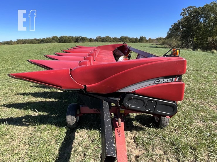 2009-case-ih-3208-image-7