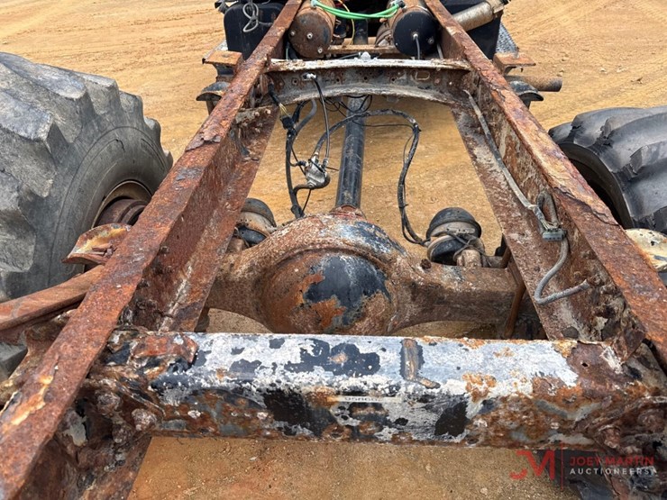 2003-freightliner-cab-&-chassis-truck-image-7