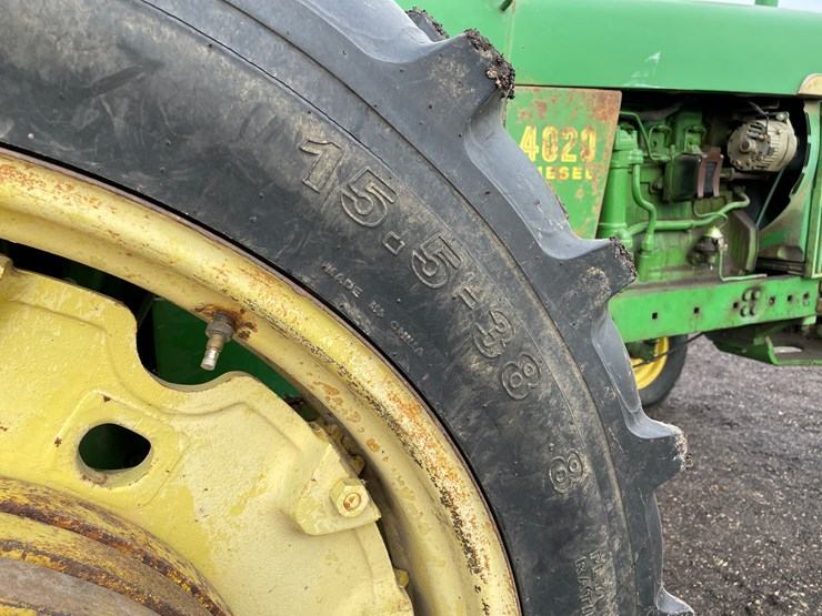john-deere-4020-image-16
