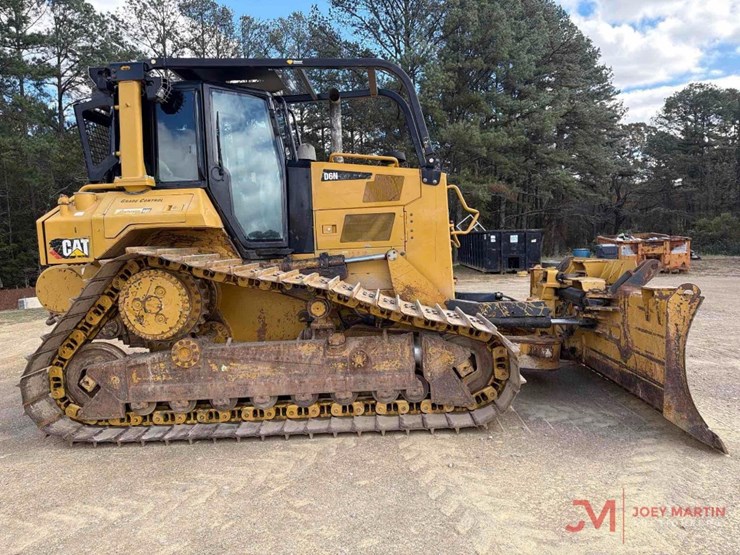 2019-caterpillar-d6n-lgp-image-21