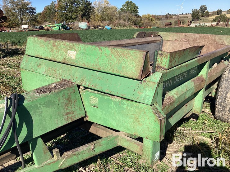 john-deere-450-image-13