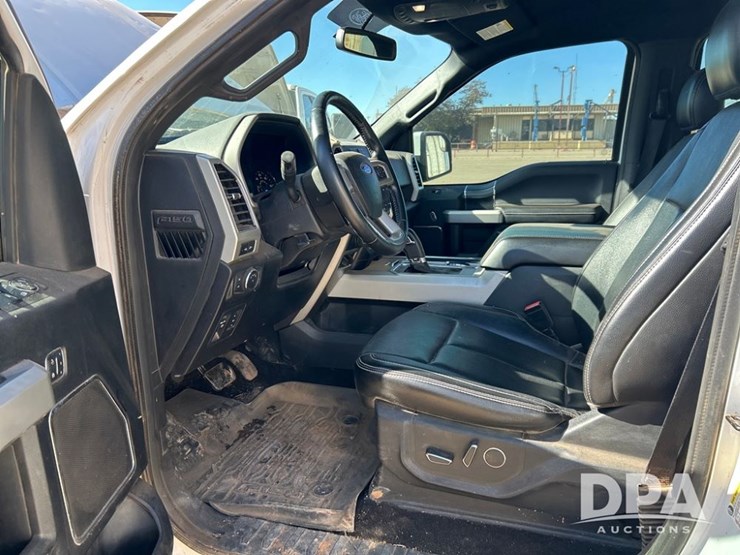 2018-ford-f150-lariat-image-34