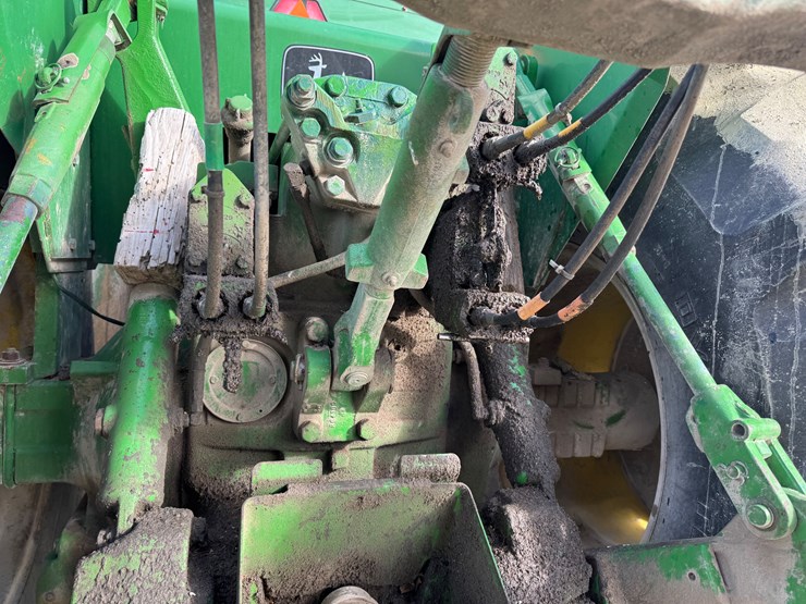 john-deere-8640-image-9