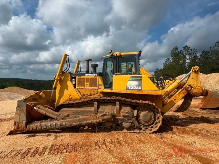 2013-komatsu-d155ax-6-image-4