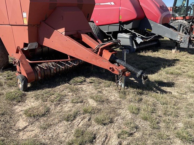 1980-hesston-4900-image-5