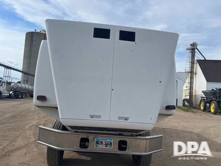 1993-white-gmc-liquid-truck-(dr8592-unit-129952)-image-27