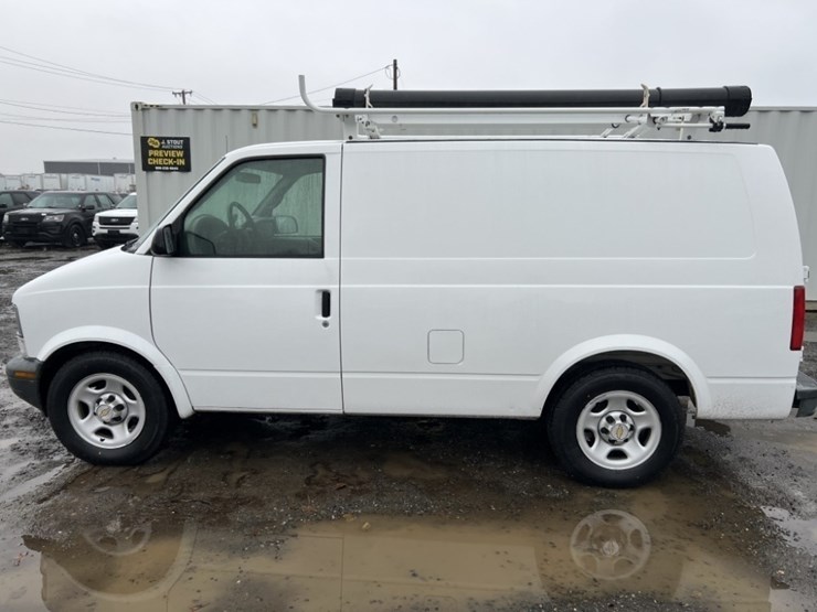 2005-chevrolet-astro-image-7