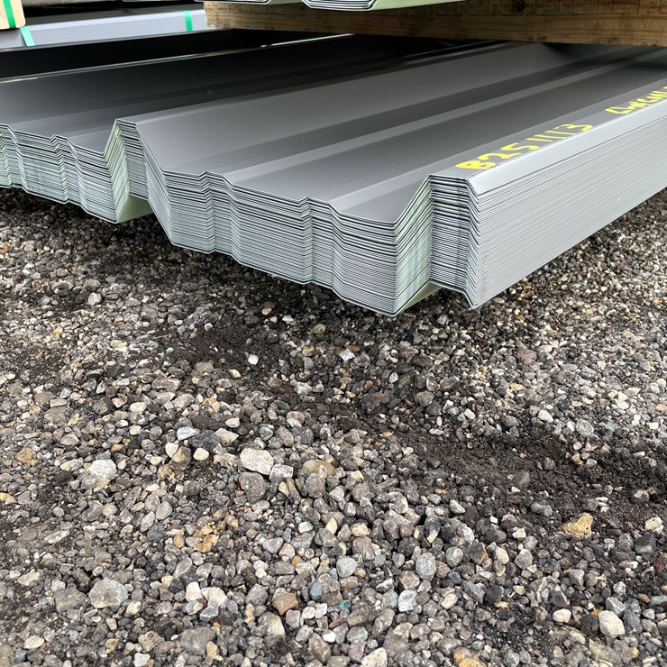 #1242 • 12' Sheets of Steel Siding