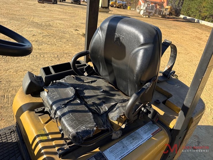 caterpillar-gc25k-image-13