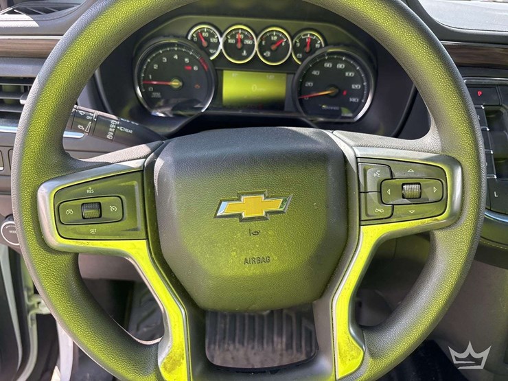 2023-chevrolet-tahoe-image-13