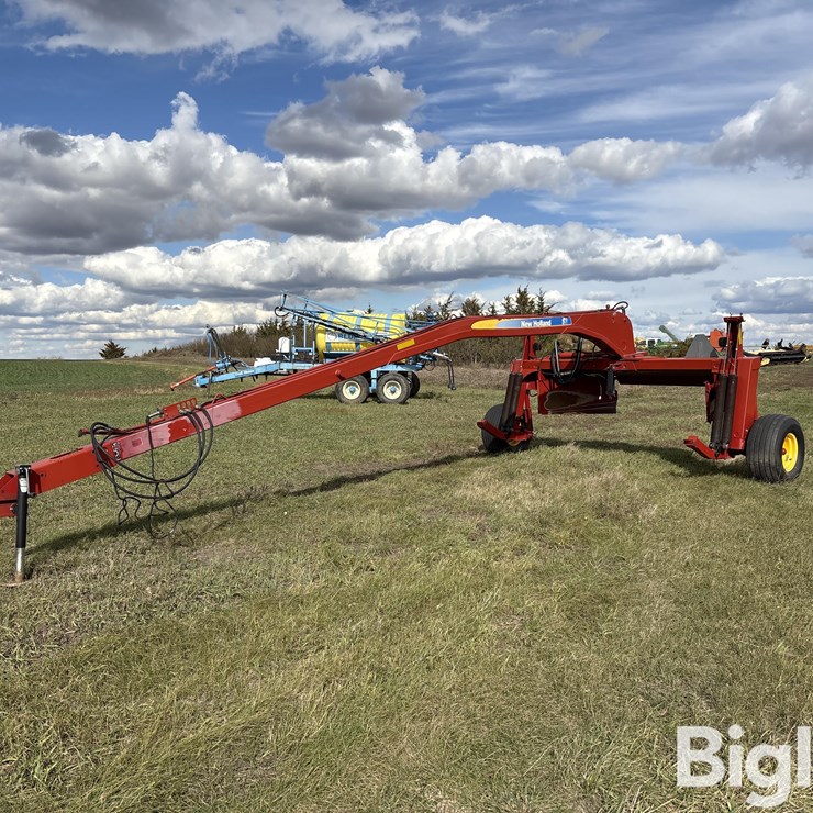 2011 NEW HOLLAND H7150