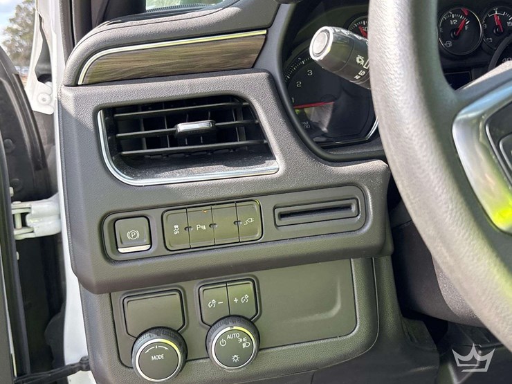 2021-chevrolet-tahoe-image-15