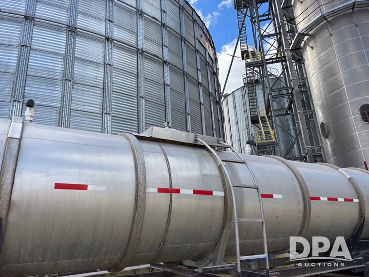 1974-heil-trailer-image-26