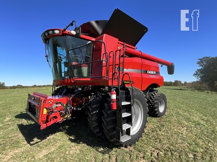 2012-case-ih-7130-image-7