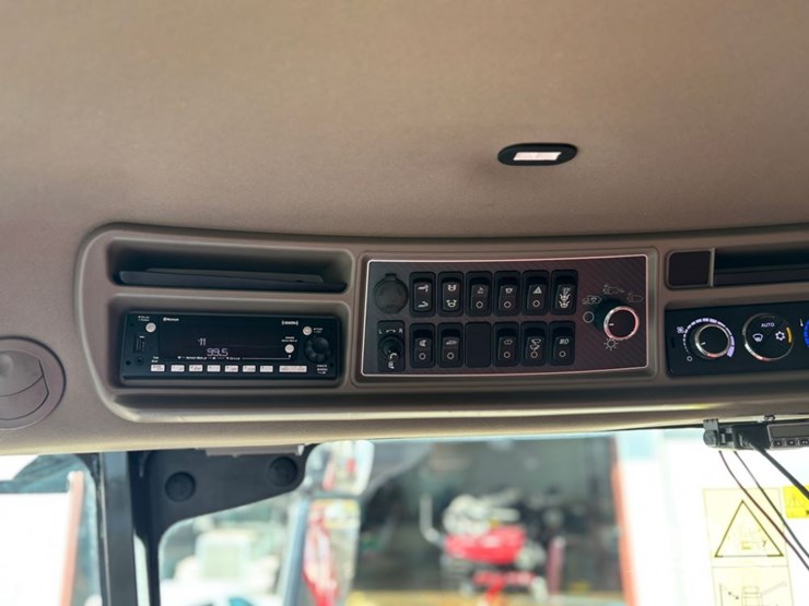 2022-case-ih-9250-image-187