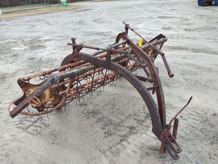 new-holland-256-image-2