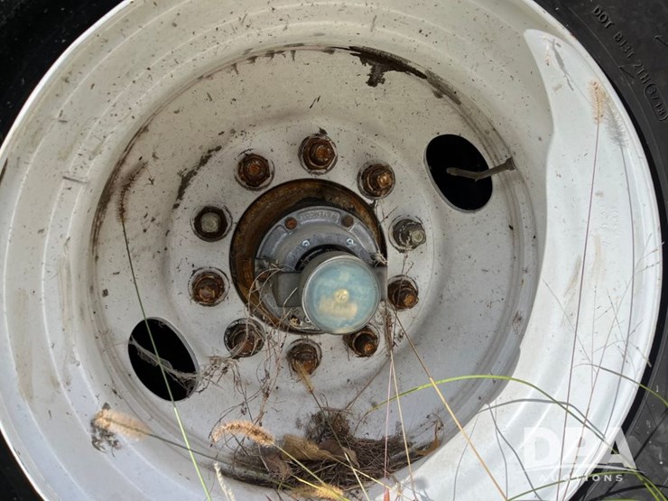 1982-heil-trailer-image-34