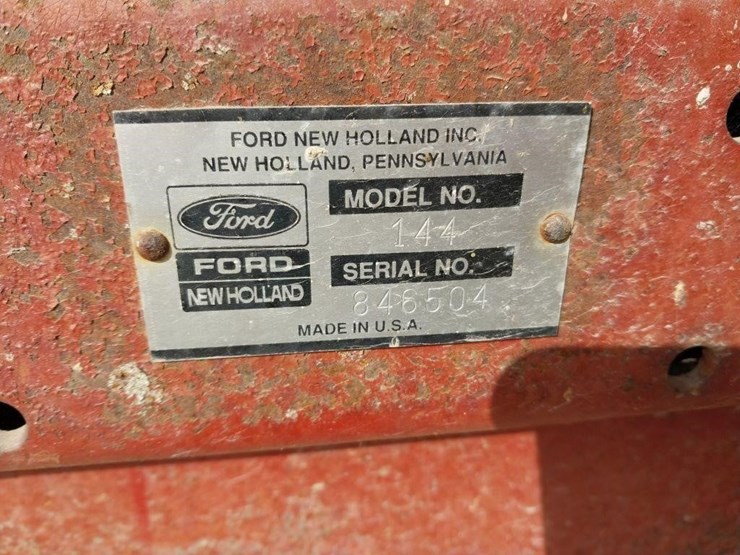 new-holland-144-image-7
