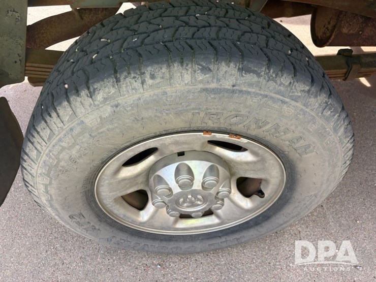 2004-dodge-2500-image-28